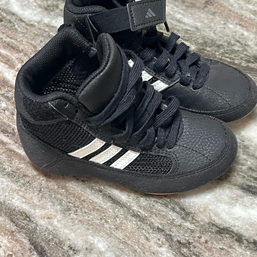 adidas Kids' HVC 2 Wrestling Shoes